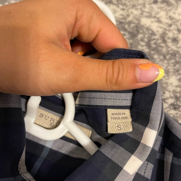 Burberry Dress Shirt in great condition (like new) - Picture 3 of 4